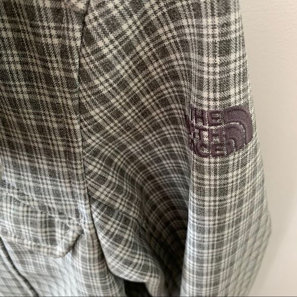 Women’s The Northface Jacket Sz S/P gray plaid - Picture 5 of 6